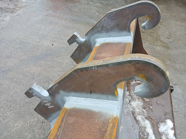 Platte kofferbak met cw30 koppeling (hardox) - afbeelding 5 van  10