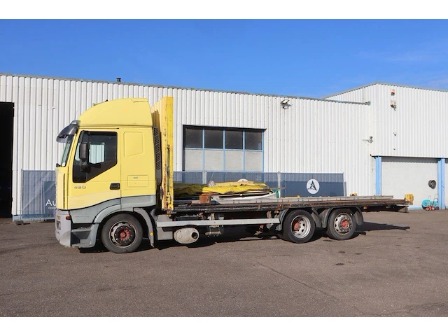 Platte laadbak (vrachtwagen) iveco stralis 430 diesel 430pk 2005 - afbeelding 1 van  1