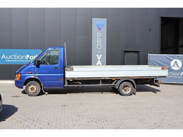 Platte laadbak (vrachtwagen) volkswagen diesel 2000 (marge) - afbeelding 1 van  1