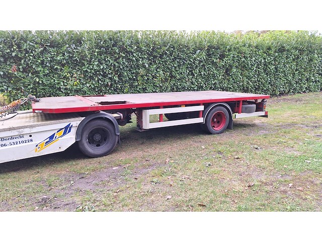 Platte oplegger hoekstra be opl 6t-l 3930kg 2001 - afbeelding 1 van  1