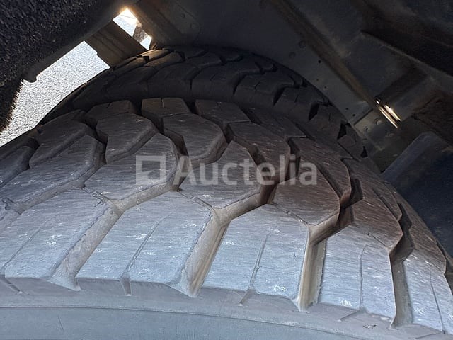 Platte vrachtwagen met kraan iveco trakker 350 (2005-351,428 km-vin:wjma1vpt20c157700) - afbeelding 34 van  39