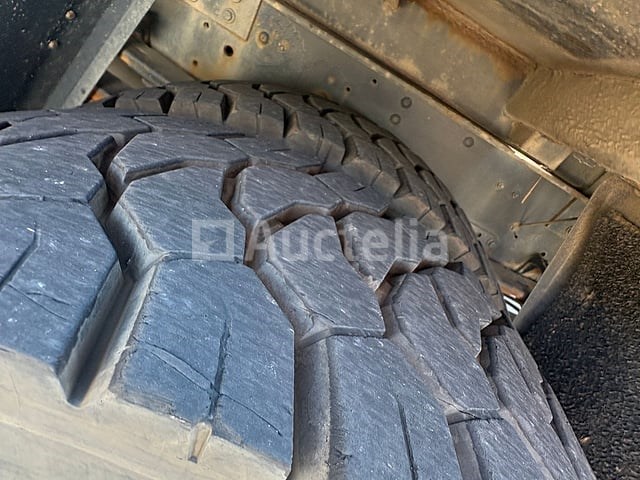 Platte vrachtwagen met kraan iveco trakker 350 (2005-351,428 km-vin:wjma1vpt20c157700) - afbeelding 35 van  39