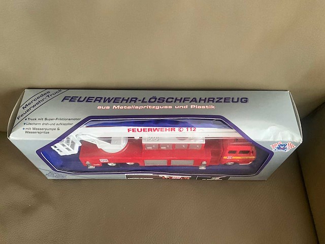 Playbear speelgoed auto/brandweerwagen - afbeelding 7 van  7