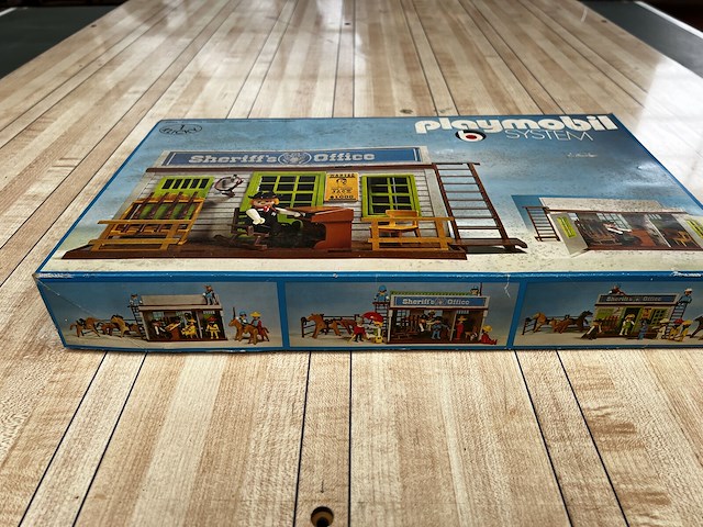 Playmobil sheriff office 1985 - afbeelding 2 van  4