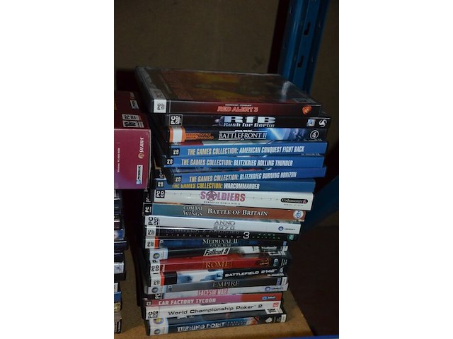Playstation 3 sony , 3 playstation 3 spelletjes, 8 playstation 2 spelletjes, 35 pc spellen - afbeelding 2 van  10