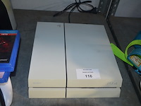 Playstation 4 sony cuh-1116a met 2 controllers en 4 spelletjes - afbeelding 2 van  5