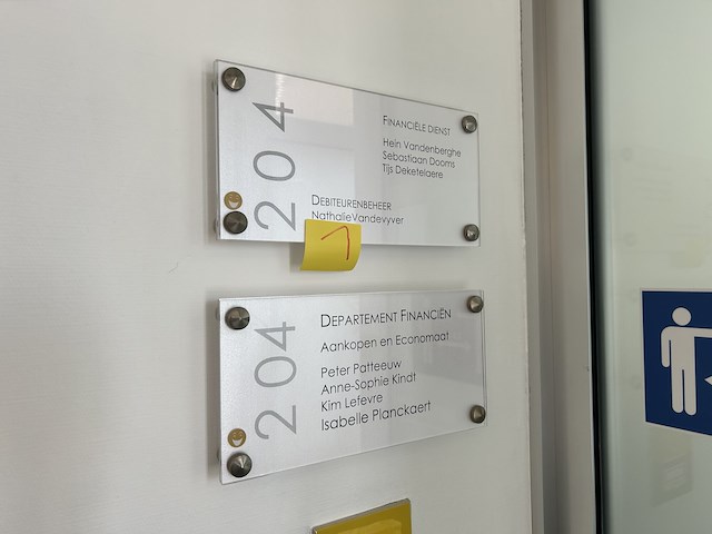 Plexi naambordjes (9) - afbeelding 1 van  7