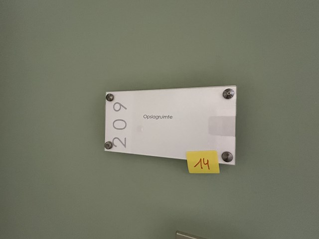 Plexi naambordjes in gang (30x15) - 9stuks - afbeelding 1 van  8