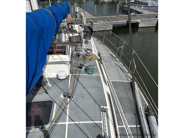 Pleziervaartuig rushcutter, zeilboot cortessa 43, 13,07m - 3.85m - 2.25m, composiet, 1 mast, bj 1982, s0403408215, sole motor 40.5kw - afbeelding 3 van  33