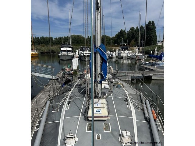 Pleziervaartuig rushcutter, zeilboot cortessa 43, 13,07m - 3.85m - 2.25m, composiet, 1 mast, bj 1982, s0403408215, sole motor 40.5kw - afbeelding 4 van  33