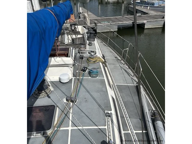Pleziervaartuig rushcutter, zeilboot cortessa 43, 13,07m - 3.85m - 2.25m, composiet, 1 mast, bj 1982, s0403408215, sole motor 40.5kw - afbeelding 3 van  33