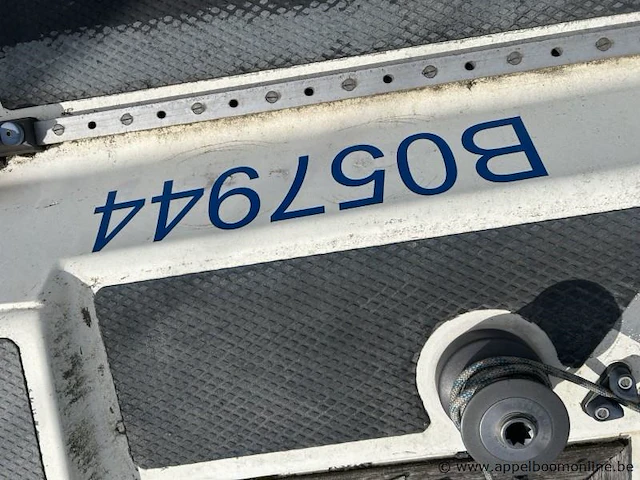 Pleziervaartuig rushcutter, zeilboot cortessa 43, 13,07m - 3.85m - 2.25m, composiet, 1 mast, bj 1982, s0403408215, sole motor 40.5kw - afbeelding 6 van  33