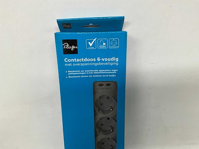 Plieger contactdoos 6-voudig met overspanningsbeveiliging (12x) - afbeelding 3 van  5