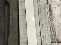 Plint grijs / silver 8/33.3 - afbeelding 1 van  1