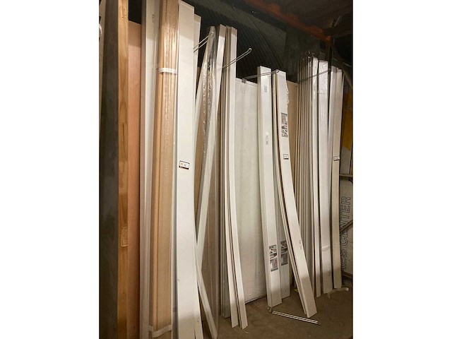 Plint - afbeelding 4 van  13