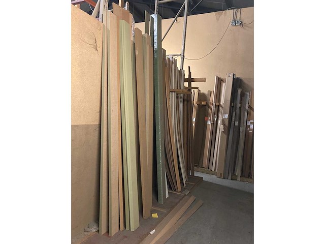 Plint - afbeelding 7 van  13