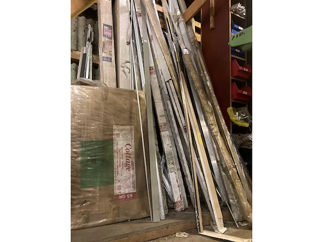 Plinten en profielen - afbeelding 4 van  10