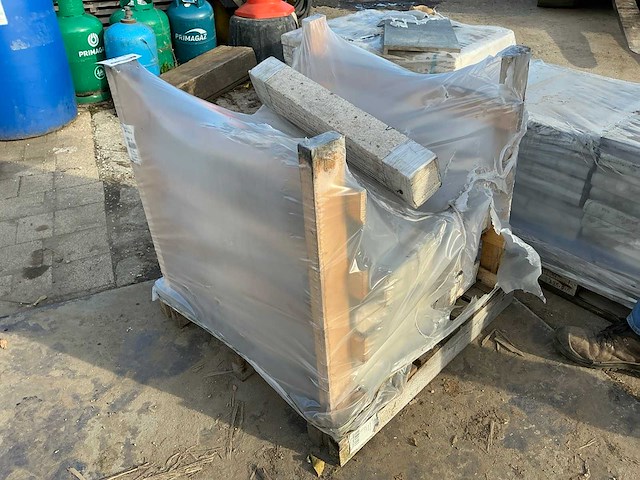 Plinten kasjmier gold gepolijst ca. 105 lm - afbeelding 4 van  5