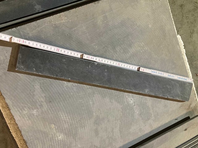 Plinten leisteen mustang black 60/8/1cm 100 stuks - afbeelding 4 van  4