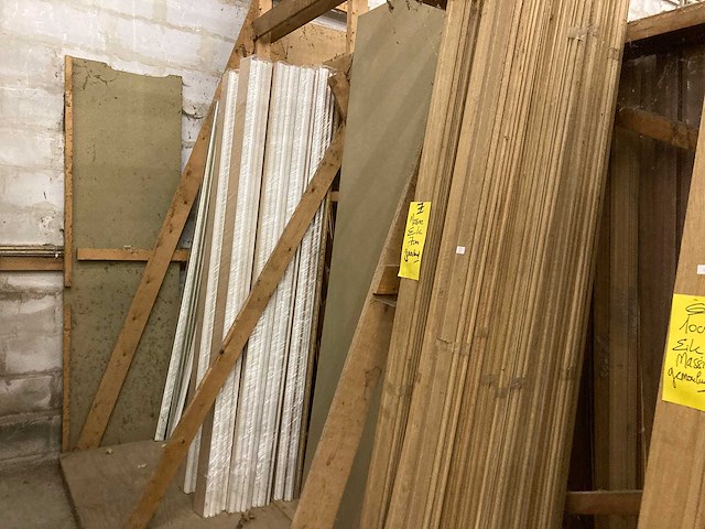 Plinten - afbeelding 4 van  6