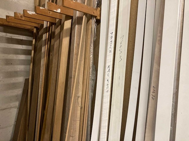 Plinten - afbeelding 7 van  7