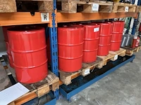 Plm 10 lege metalen vaten en 11 jerrycans - afbeelding 2 van  4