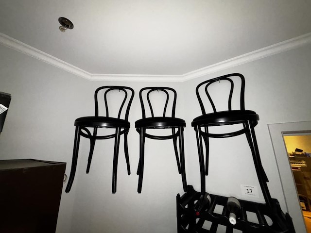 Plm 13 houten bistrostoelen - afbeelding 5 van  6