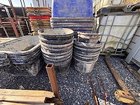 Plm 24 div kunststof mortelbakken en kuipen - afbeelding 2 van  2