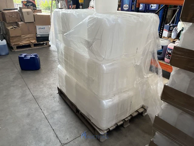 Plm 36 bidons / jerrycans - afbeelding 1 van  4