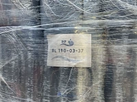 Plm 48 rollen papieren handdoeken - afbeelding 2 van  3