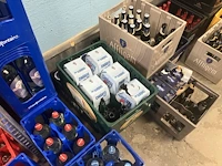 Plm 73 bakken leeggoed en lege bakken waaronder coca cola, chaudfontaine, van roy, enzovoort - afbeelding 15 van  15