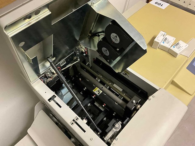 Plockmatic sr90+ booklet maker - afbeelding 15 van  16