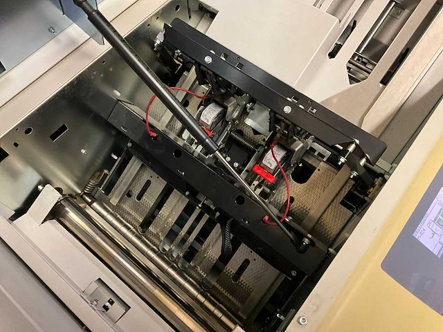 Plockmatic sr90+ booklet maker - afbeelding 12 van  16