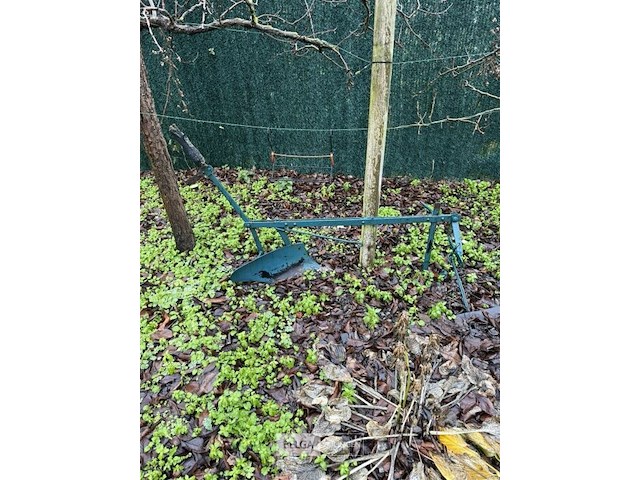 Ploeg als decoratie - afbeelding 1 van  3