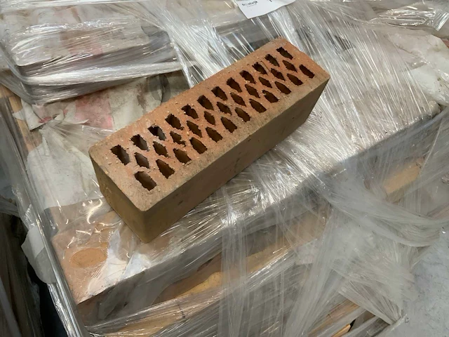 Ploegsteert pallet bouwstenen - afbeelding 3 van  4