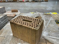 Ploegsteert pallet bouwstenrn - afbeelding 3 van  4