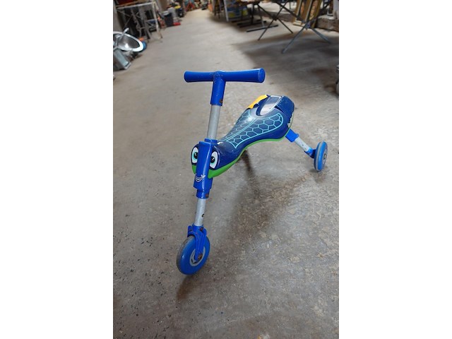 Plooibare loopfiets - afbeelding 2 van  3