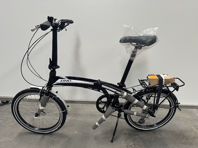 Plooifiets bnb - afbeelding 1 van  6