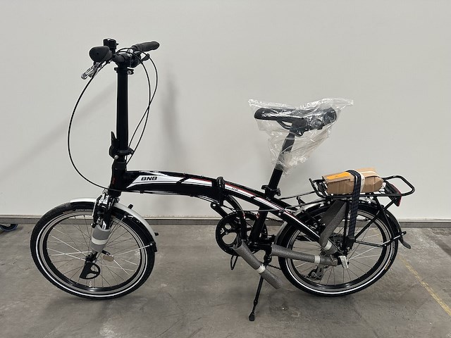 Plooifiets bnb - afbeelding 1 van  6