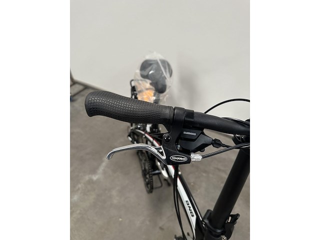 Plooifiets bnb - afbeelding 3 van  6