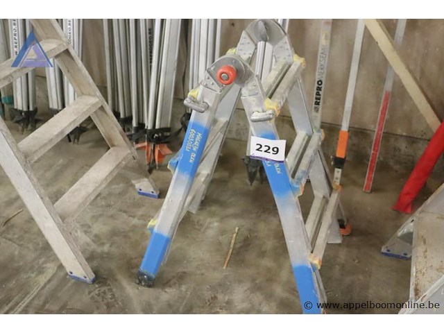 Plooiladder - afbeelding 2 van  3