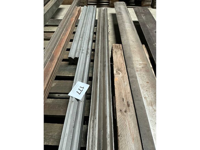 Plooimes voor plooibank - afbeelding 3 van  4