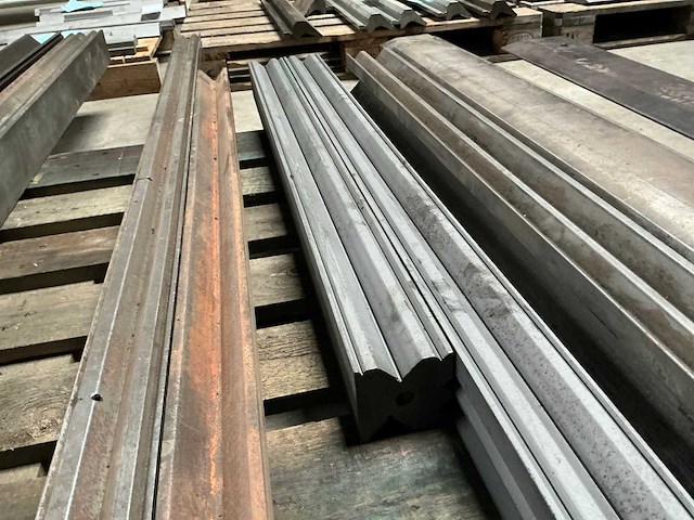 Plooimesset voor plooibank - afbeelding 2 van  4