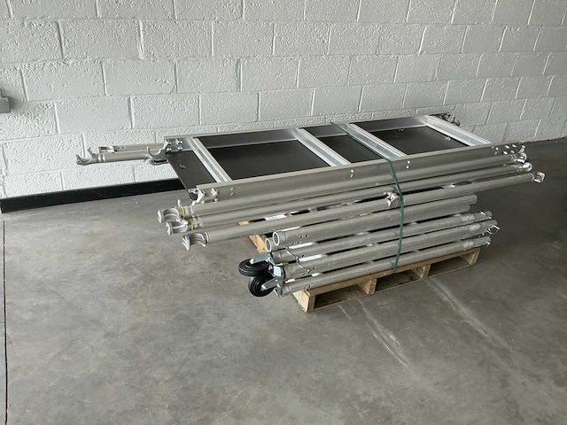 Plooisteiger - afbeelding 4 van  11