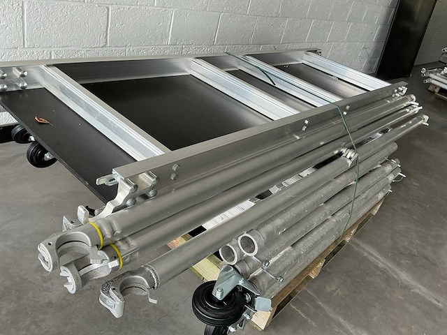 Plooisteiger - afbeelding 9 van  11