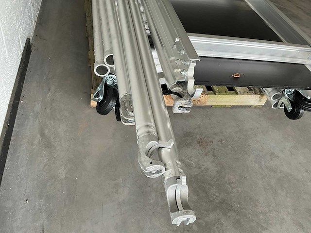 Plooisteiger - afbeelding 11 van  11