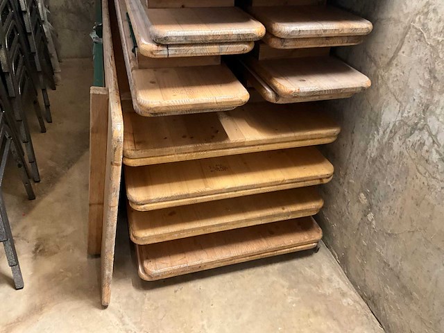 Plooitafels en zitbanken - afbeelding 2 van  5