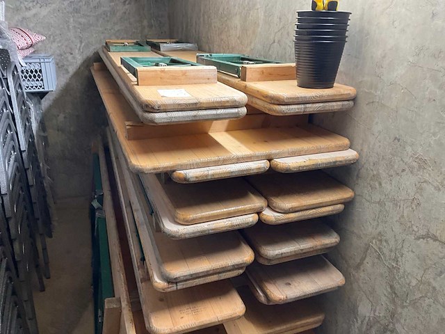 Plooitafels en zitbanken - afbeelding 3 van  5