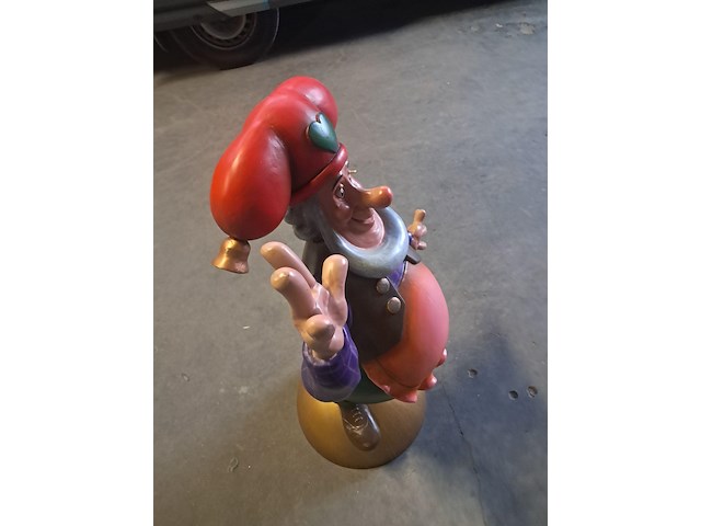 Plopbeeld uniek uit attractiepark zeer goede staat collector item uit polyster h 1010 mm b 590 mm - afbeelding 3 van  7