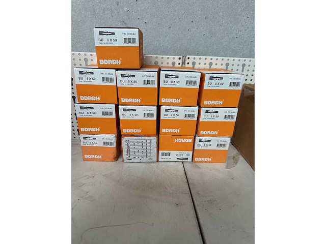 Pluggen 8 mm borgh - various contractor materials - afbeelding 1 van  2